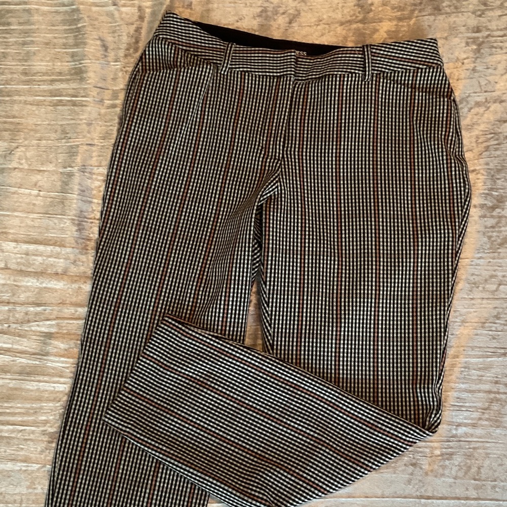 Express Black and White Checkered Pants w salmon colored stripes